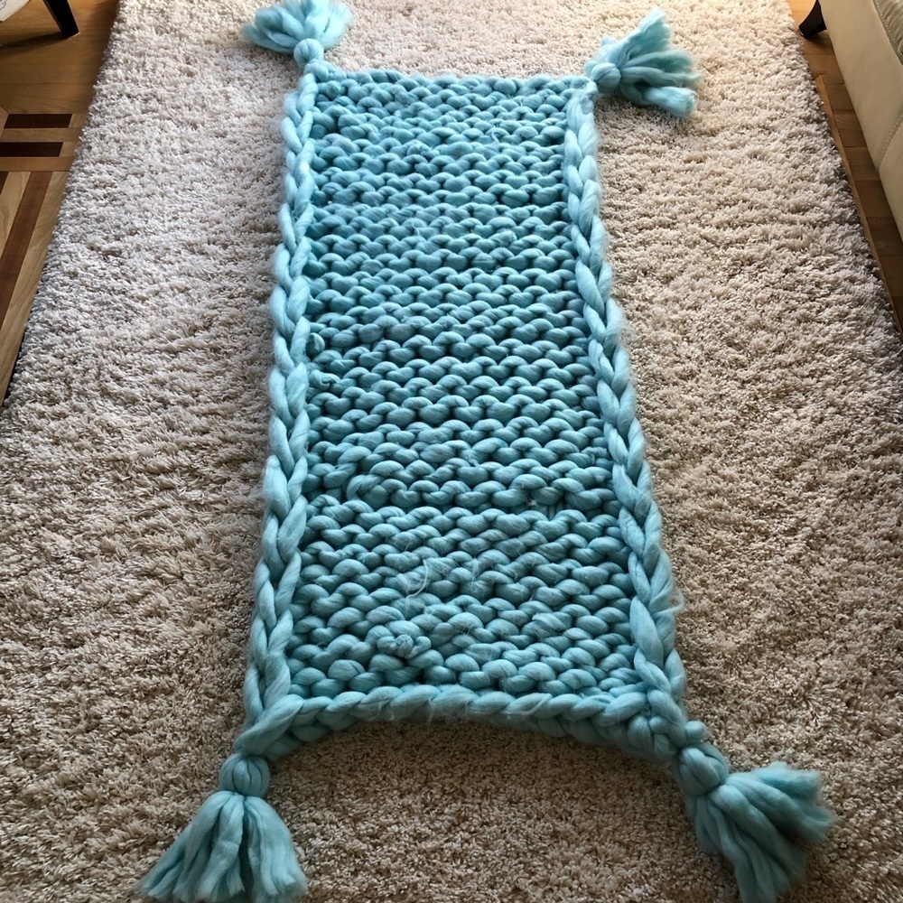 Handcrafted Dusty Baby Blue Chunky Merino Wool Tassel Blanket Decor Cozy Blanket - Picture 8 of 15